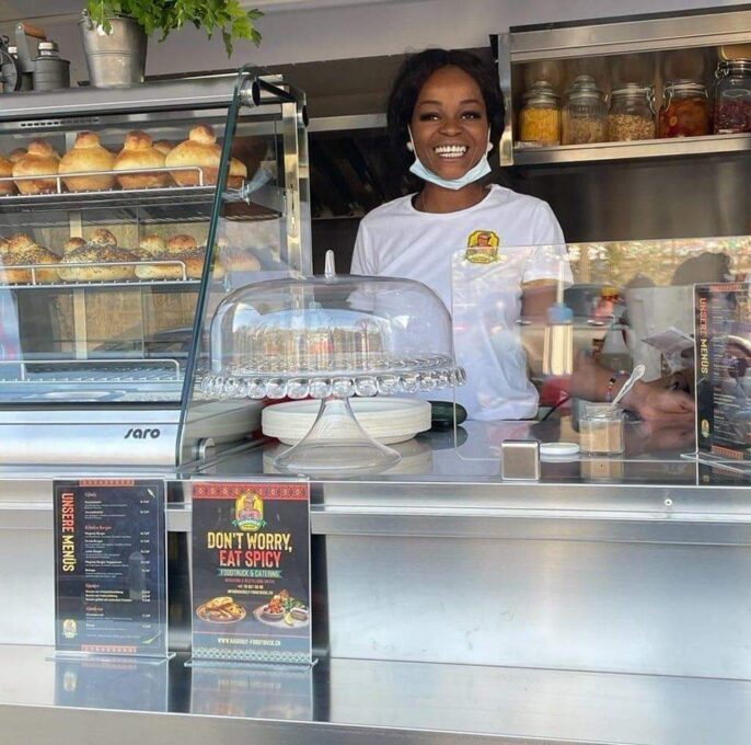 WhatsApp Image 2025-09-22 at 15.41.19 (1)